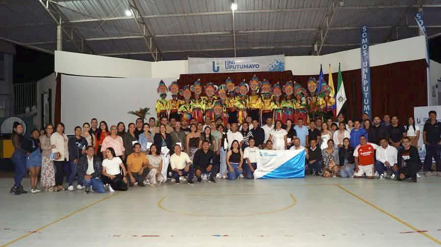 Presentación para egresados del DR Edgar Salgado García en Institución Universitaria de Putumayo