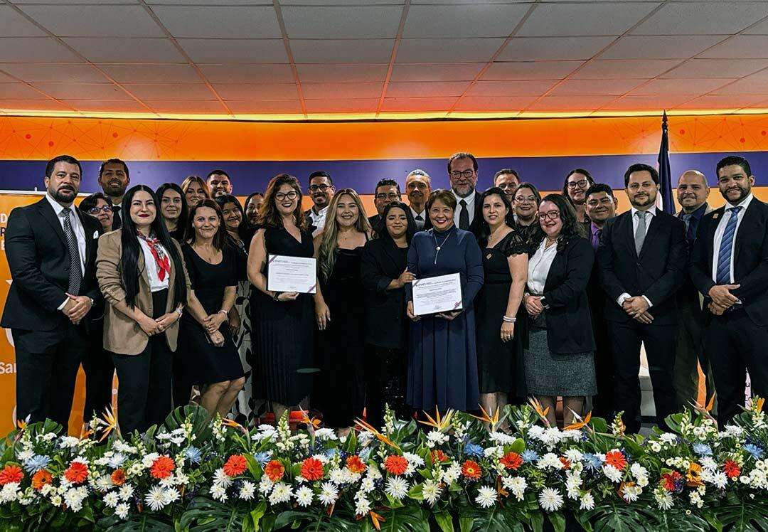 Universidad San Marcos celebra la reacreditación de dos de sus carreras universitarias