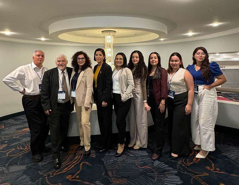 Estudiantes de la USAM participan en el Foro de Eficiencia Logística de CADEXCO 
