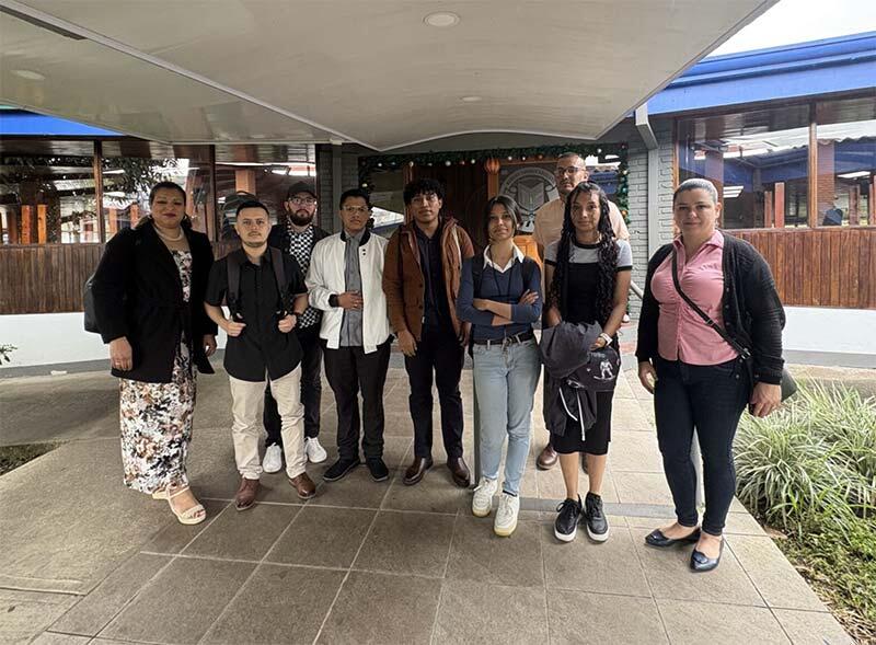 Visita refuerza la formación ética en Contaduría 