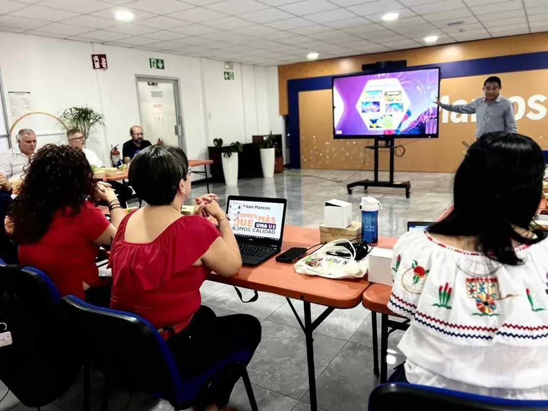 Personal docente de la U San Marcos participó en capacitación de tecnologías inmersivas y metaverso