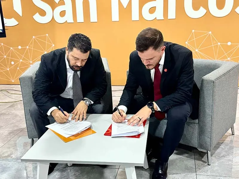 U San Marcos y Claro firman convenio para recolección de desechos electrónicos
