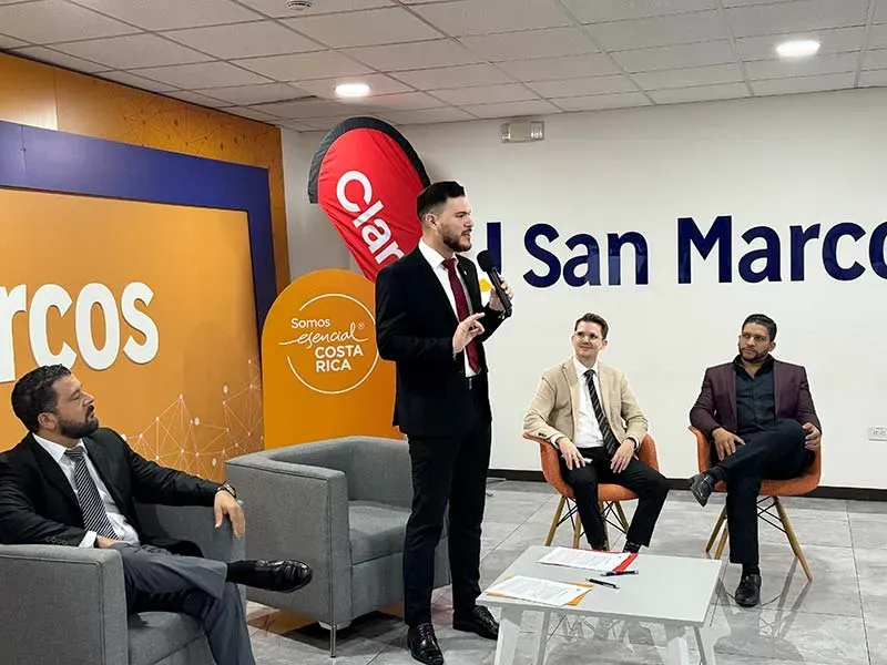 U San Marcos y Claro firman convenio para recolección de desechos electrónicos