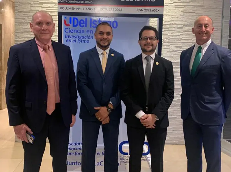 La Universidad San Marcos estuvo presente en importante evento de investigación en Panamá
