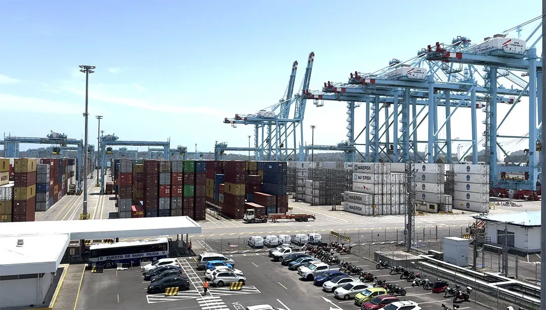 APM Terminals, recibe a Estudianres de Finanzas y Negocios Internacionales de la U San Marcos